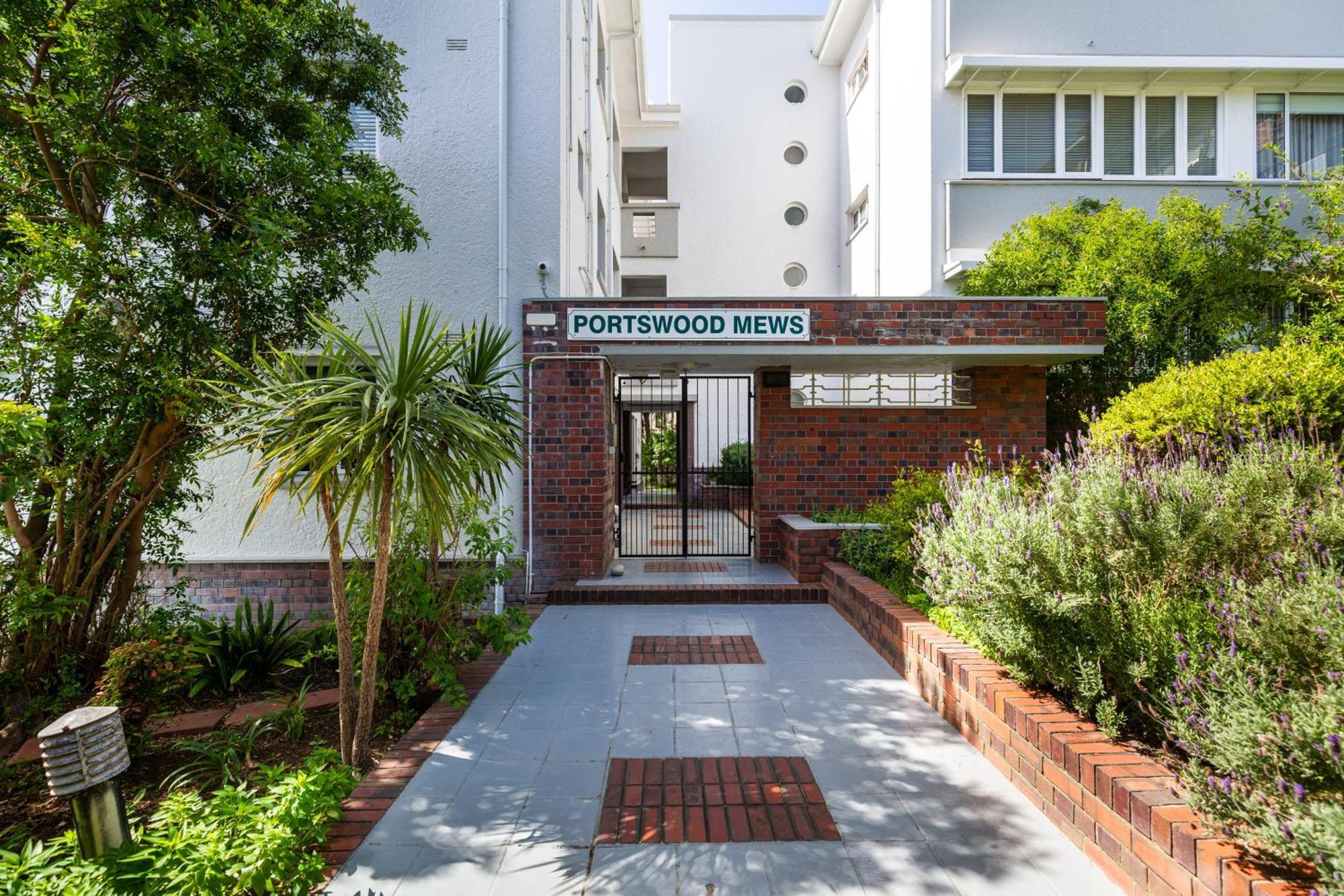 Portswood Mews - Chic White Studio Apartment Green Point Кейптаун Экстерьер фото